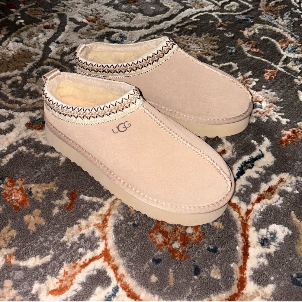 Brand new tasman Uggs!